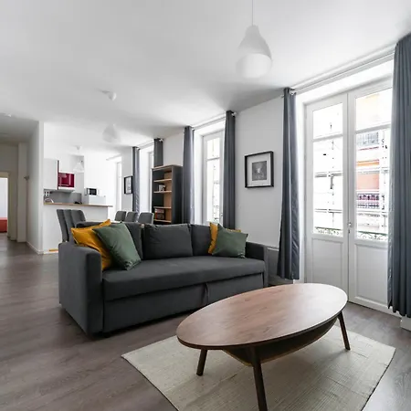 Le Brit - Grand Design, 3 Chambres, Centre Apartment