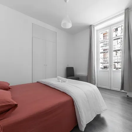 Apartamento Le Brit - Grand Design, 3 Chambres, Centre