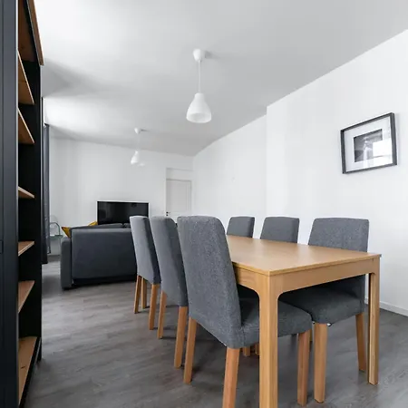 Le Brit - Grand Design, 3 Chambres, Centre Apartamento *